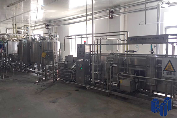 惠合茶飲料生產(chǎn)線-設(shè)備安裝調(diào)試圖片展示1